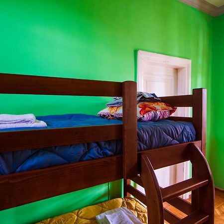 Royz Hostel Tbilisi Bagian luar foto