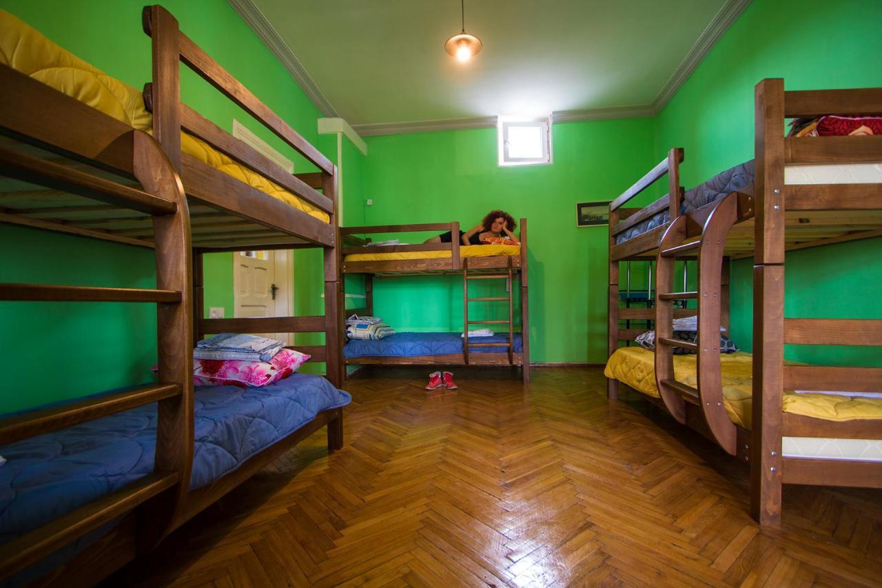 Royz Hostel Tbilisi Bagian luar foto